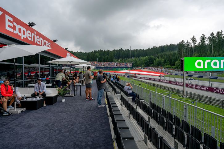 F1E Austria 2023 Champions Club Pit Entry 02 Min