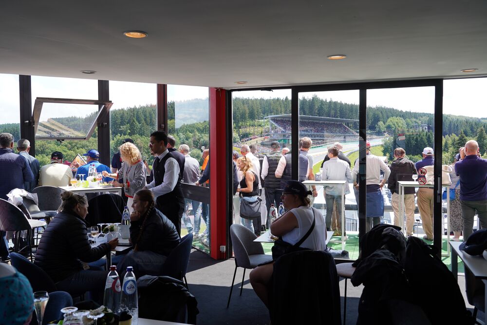 Large Nontransparent F1E Belgium 2023 Champions Club Business Tower 2